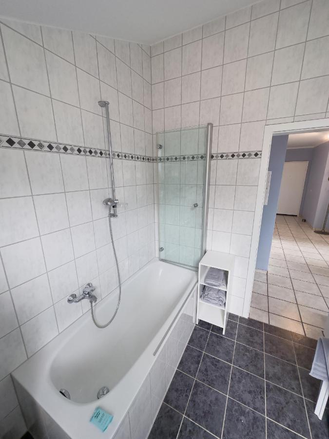 Ruhiges Juwel: Frisch Renoviert 100 Qm Jülich Exterior foto